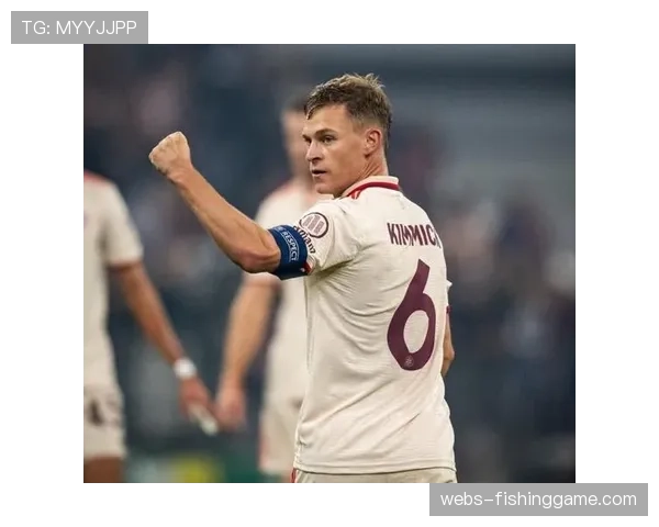 对阵法兰克福，拜仁球员基米希主罚角球前多次测量步点